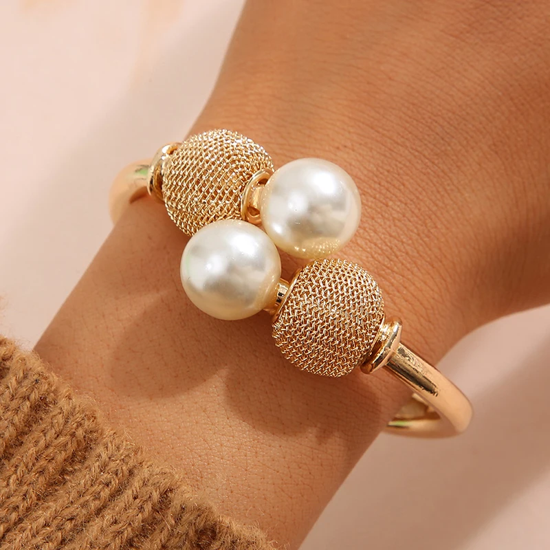 Pearl Gold Color Cuff Bracelets Bangles Open Adjustable for Women Trendy Charm Bracelets Bangles Party Jewelry Gifts