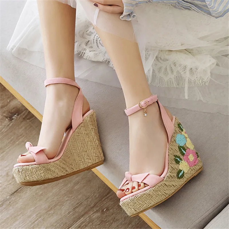 Wedge Sandals For Women Summer Shoes Embroidery Fashion Wedge Gladiator Flip Flops Casual Party Shoes Female Large Size 45 47
