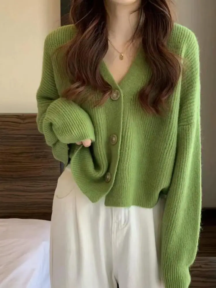 

Женский модный однотонный однобортный универсальный короткий свитер с v-образным вырезом, осень-зима, шикарный повседневный кардиган с длинными рукавами, вязаные топы