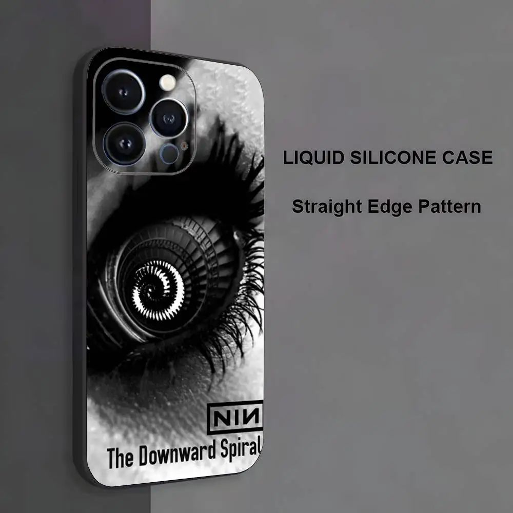 N-Nine I-Inch Nails NIN جراب هاتف آيفون 17,16,15,14,13,12,11,Pro Max,XS,X,XR,SE,Mini,8,7,غطاء أسود من السيليكون الناعم #2