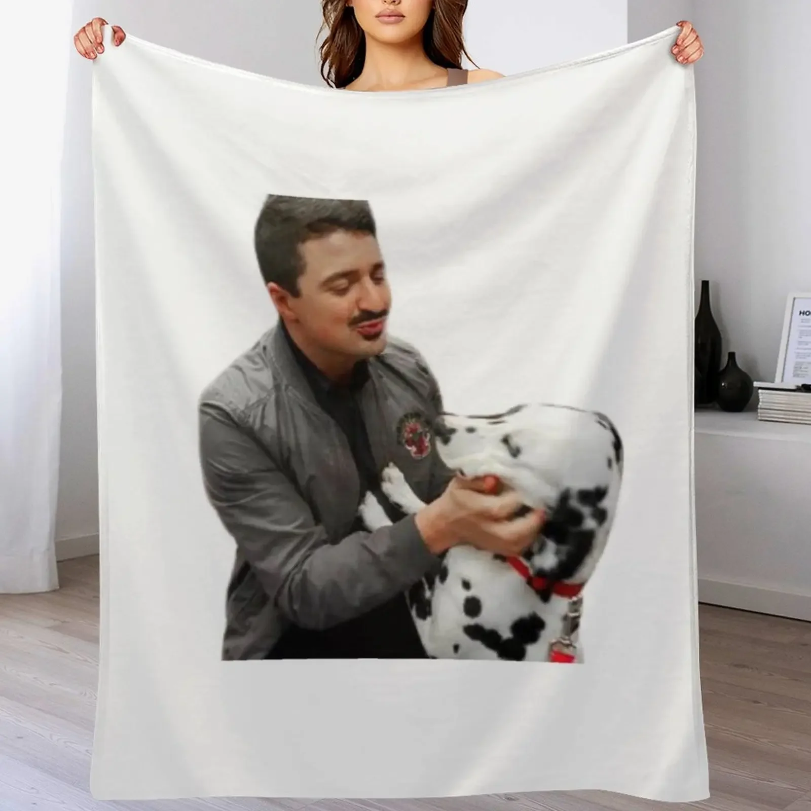 

Otis and Pouch - Yuri Sardarov - Chicago Fire Throw Blanket Stylish Warm Blanket for Living Room Bedroom
