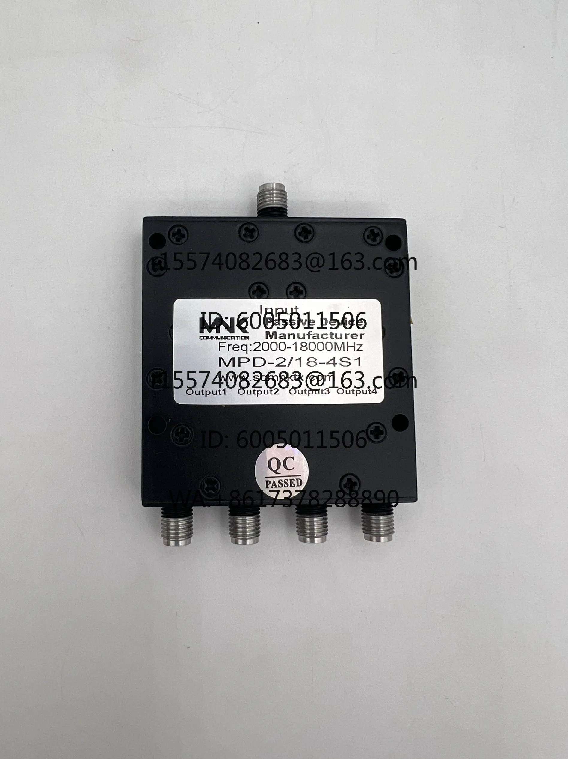High Frequency SMA Female 2000-18000M RF Microstrip Quad Power Division 2-18G Power Distribution Combiner