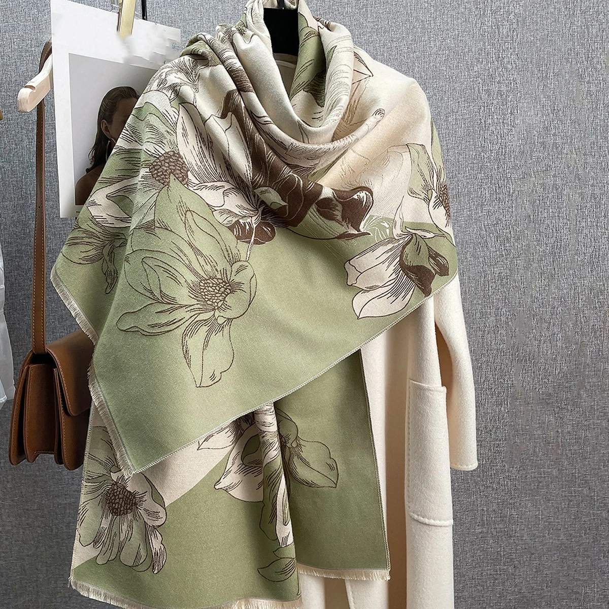 

Ladies Scarf Autumn and Winter Floral Cashmere Feel Scarf Thickened Fashionable Shawl Fresh and Sweet Cold-proof Warm Neck Scarf