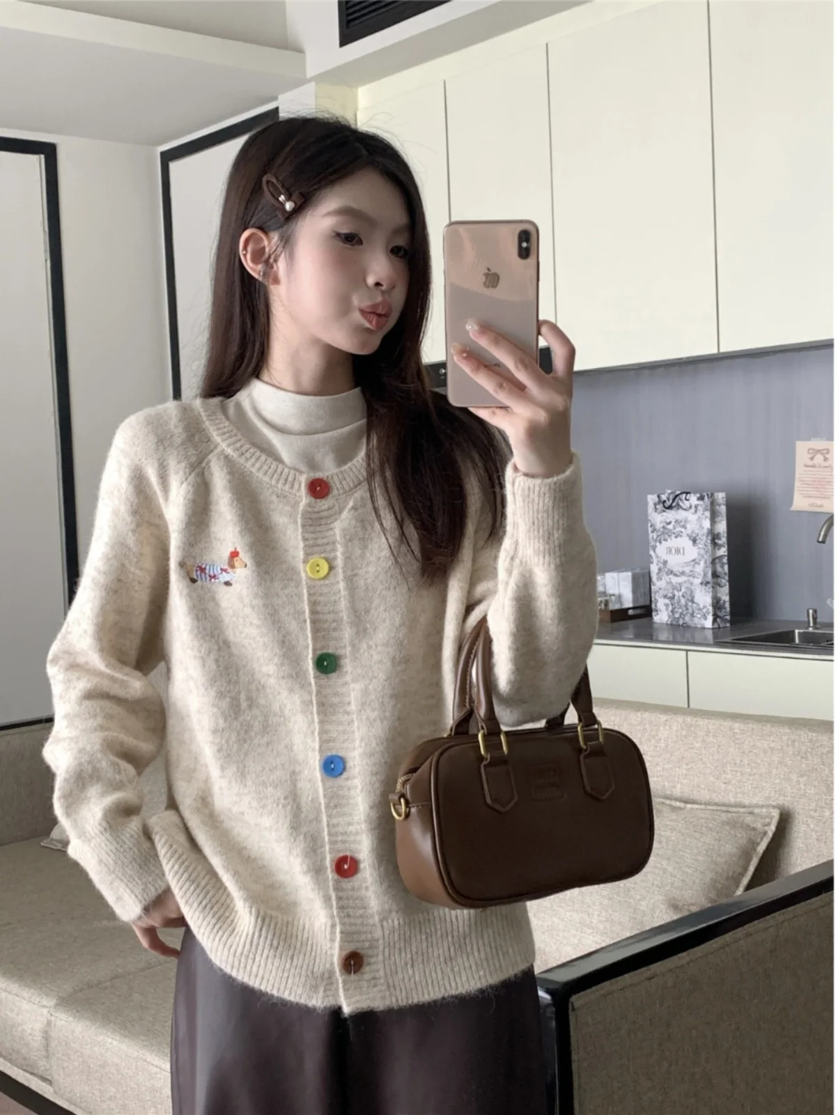 سترة محبوكة ناعمة مطرزة ملابس خارجية نسائية صيفية فضفاضة للتخسيس كاجوال محبوكة بزر واحد #4