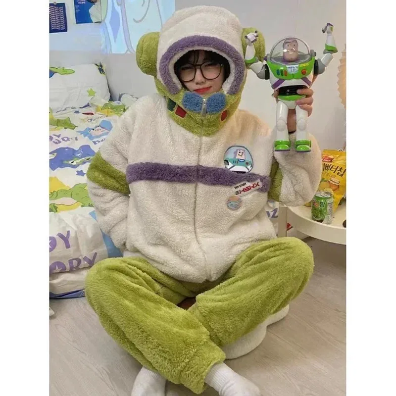 コスプレ衣装おもちゃ店バズ・ライトイヤーパジャマセットフード付き部屋着パジャマかわいいフランネルナイトガウン大人のための保温