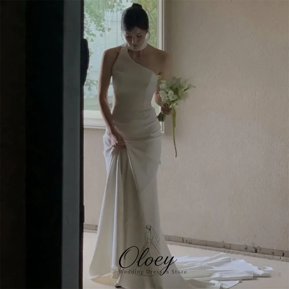 OLOEY Elegant Satin Halter Korea Wedding Dress Photo Shoot Mermaid Sleeveless Bridal Gown Customized Outdoor Wedding Dress