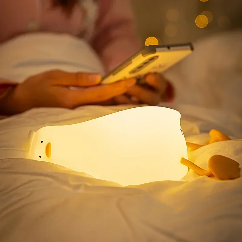 Deitado Flat Duck Silicone Sleep Lamp, Quarto Luz Ambiente, Desktop Lâmpada Decorativa, USB LED Pat Night Light, Presente de aniversário, Presentes