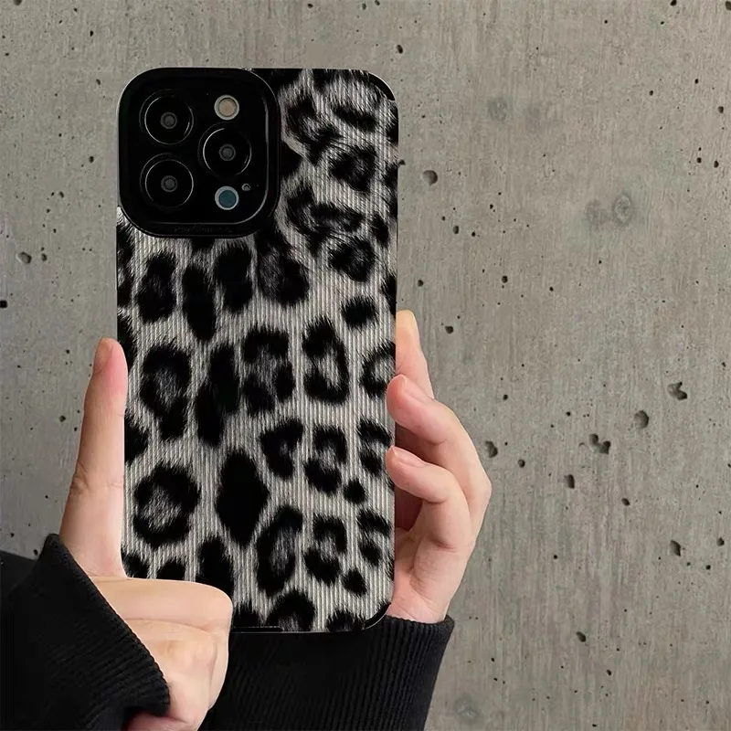 Fashion Dark Style Graffiti Leopard Print Phone Case For iPhone 15 14 13 12 11 Pro Max 14 15 Plus 12 13 Mini X XR XS Max 7 8plus