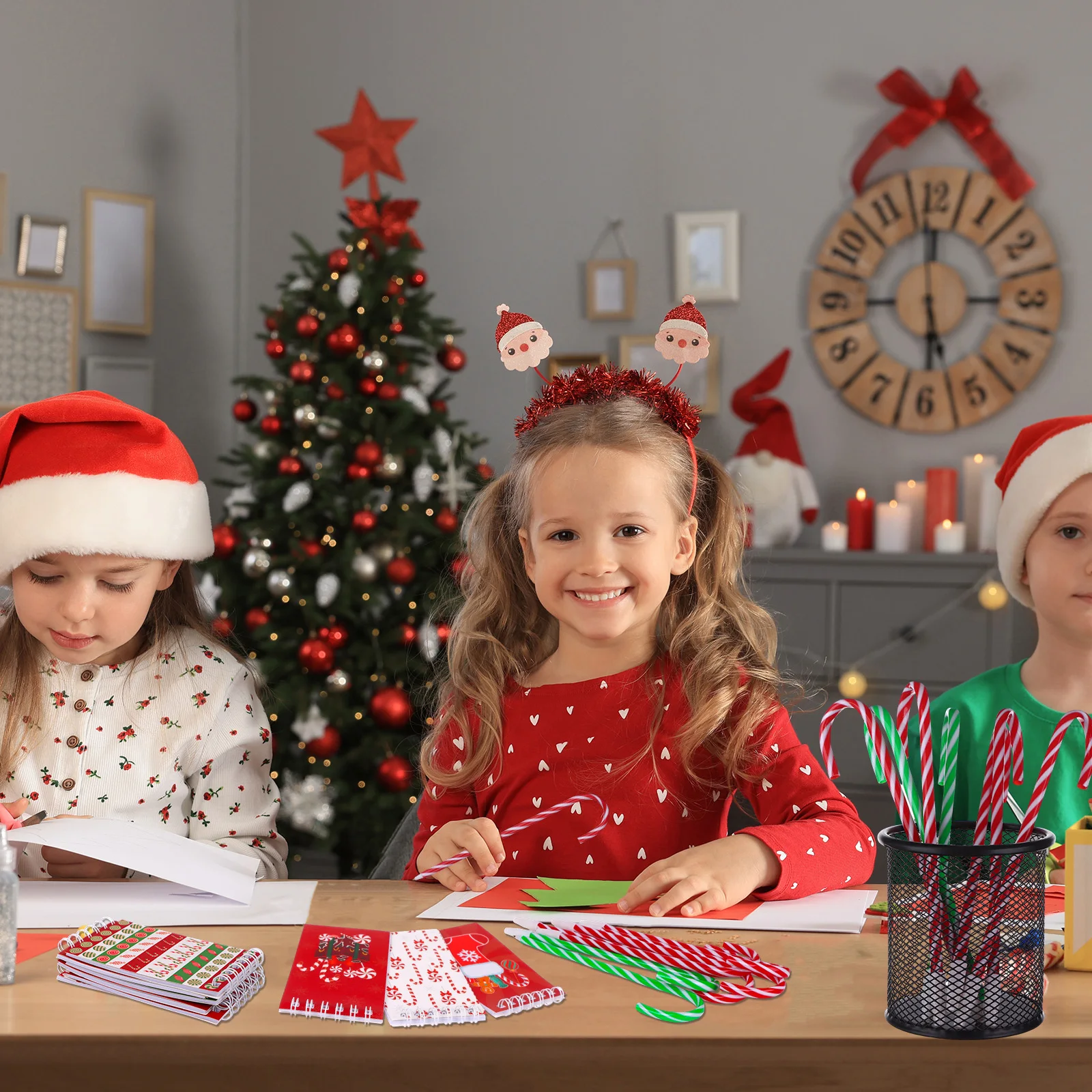 12 Pcs Christmas Pen Bulk Holiday Pens Modeling Cheistmas Plastic Candy Cane Shape Shaped Stationery