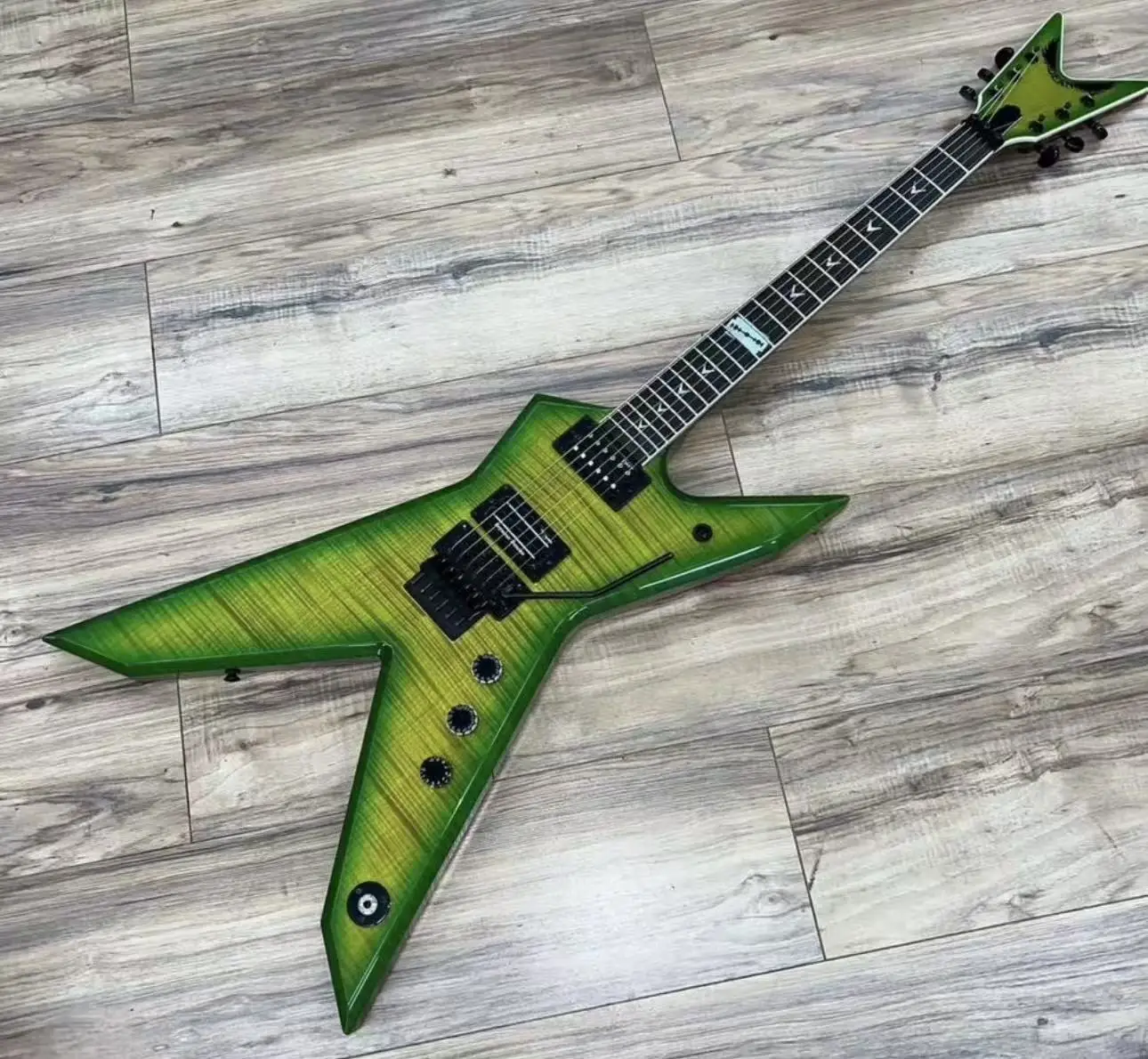 

6-струнная электрогитара Mahoney с корпусом из зеленого огненного клена
