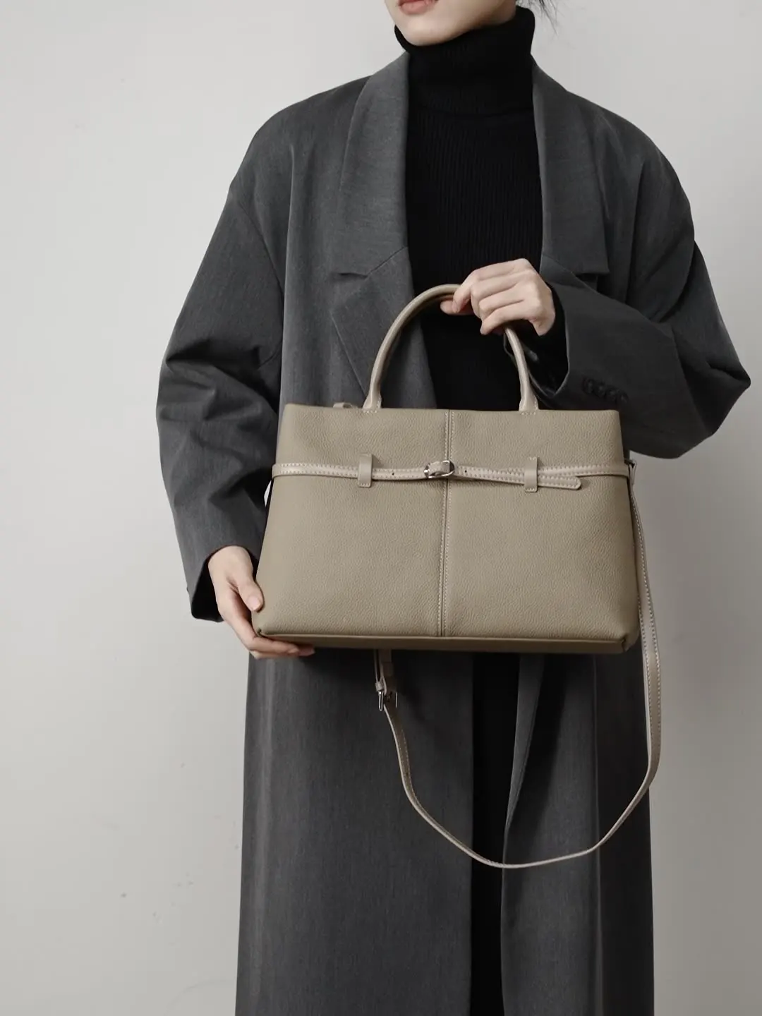 

Retro Tote Bag Large Capacity Suede Crossbody Bag Fashion Commuting Women's Shoulder Bag Luxury Handbag