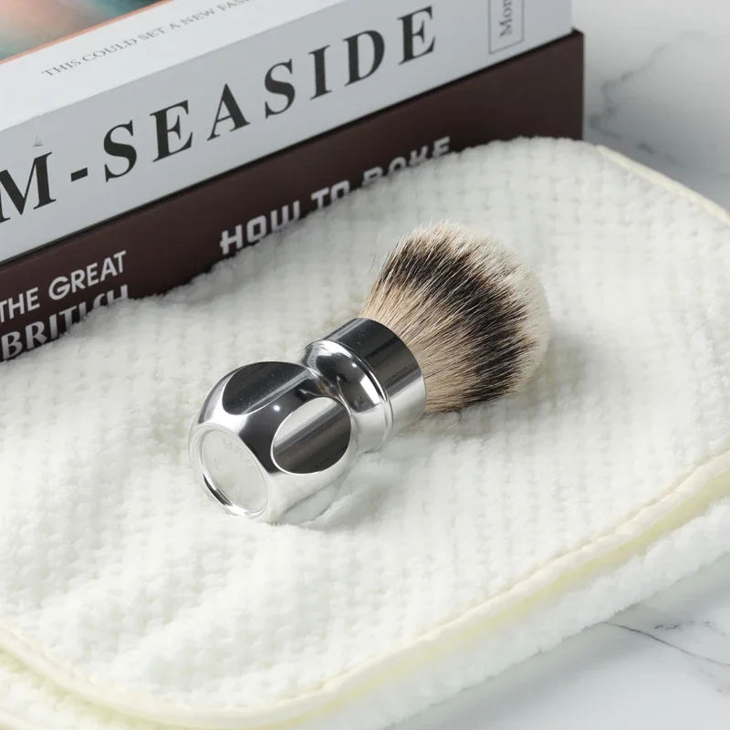 YAQI Minimalism Gemini 24mm Anodized Metal Handle Silvertip Badger Hair Shaving Brush For Mens Porfessional Care Face Tool
