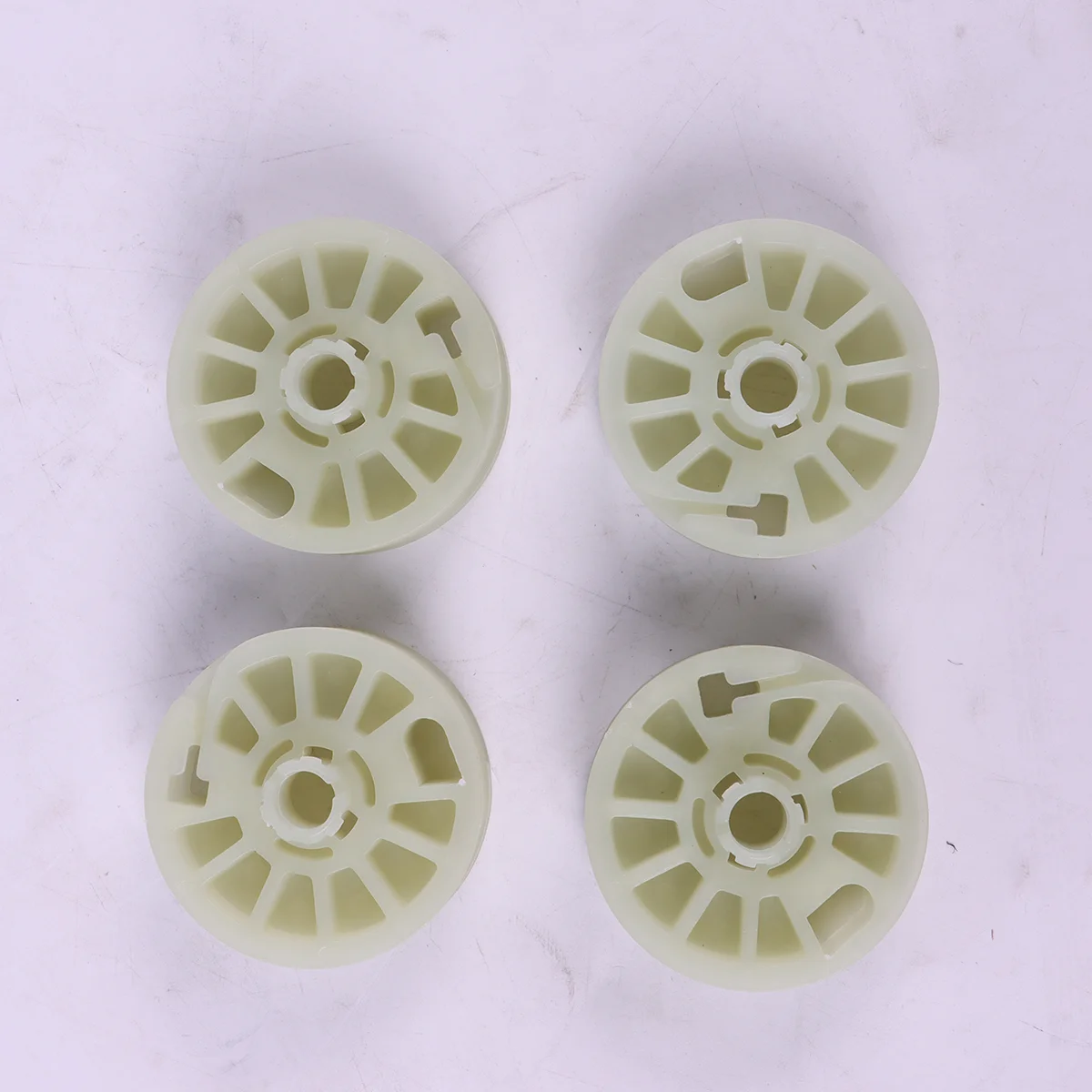 

4Pcs Window Regulator Sprocket Spool 82471-D3011 for Hyundai Tucson Kia Optima 2016-2020 Repair Fix Pulley Motor Inner Gear Part