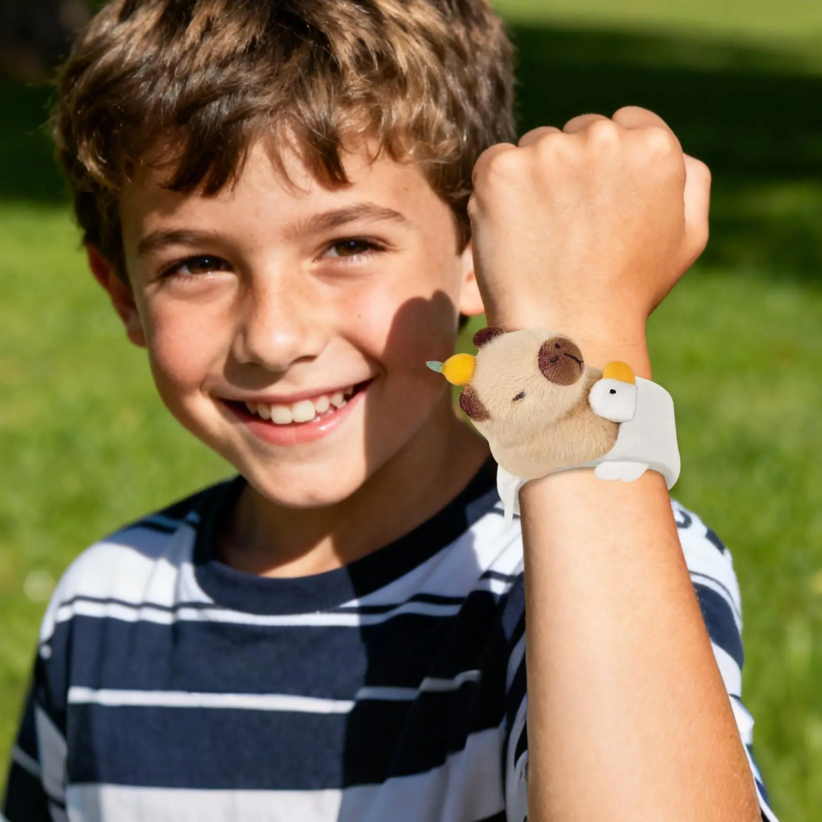 Bransoletka z kapibarą dla dzieci, zabawna bransoletka z funkcją potrząsania, pluszowa zabawka, bransoletka z kapibarą odpowiednia dla dzieci i nastolatków.