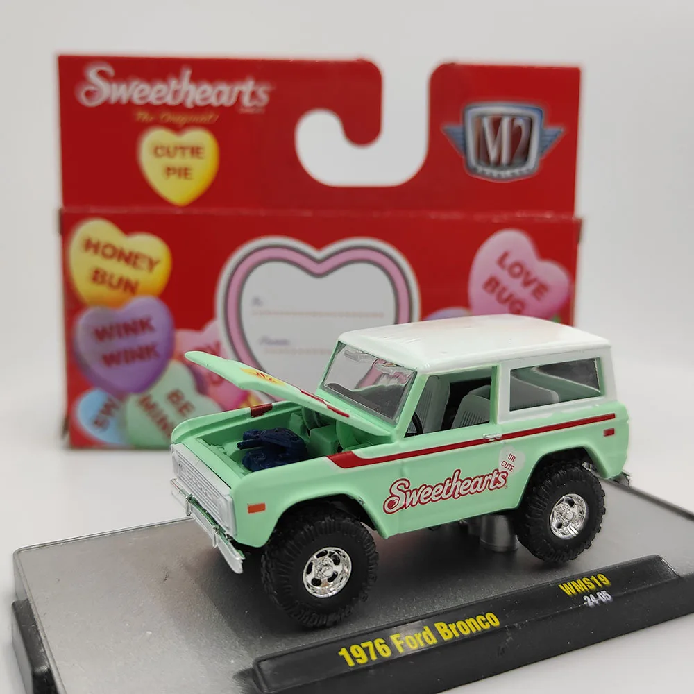 

Diecast M2 1/64 Scale 1976 Ford Lemar Bronco Simulation Alloy Car Model Collectible Toy Gift Souvenir Display