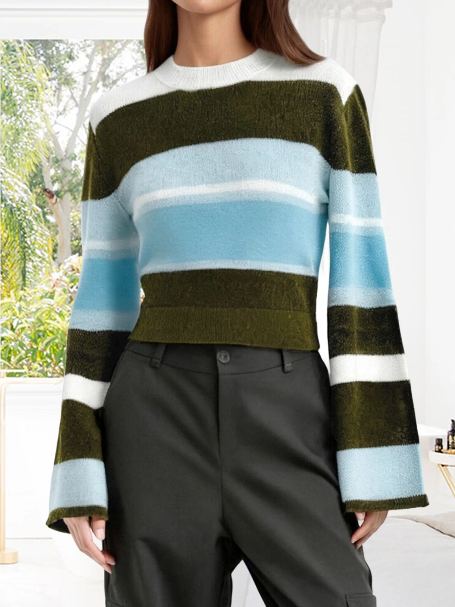 سترة نسائية محبوكة بألوان متعددة مع ياقة مدورة وأكمام واسعة لأزياء الشتاء الأنيقة