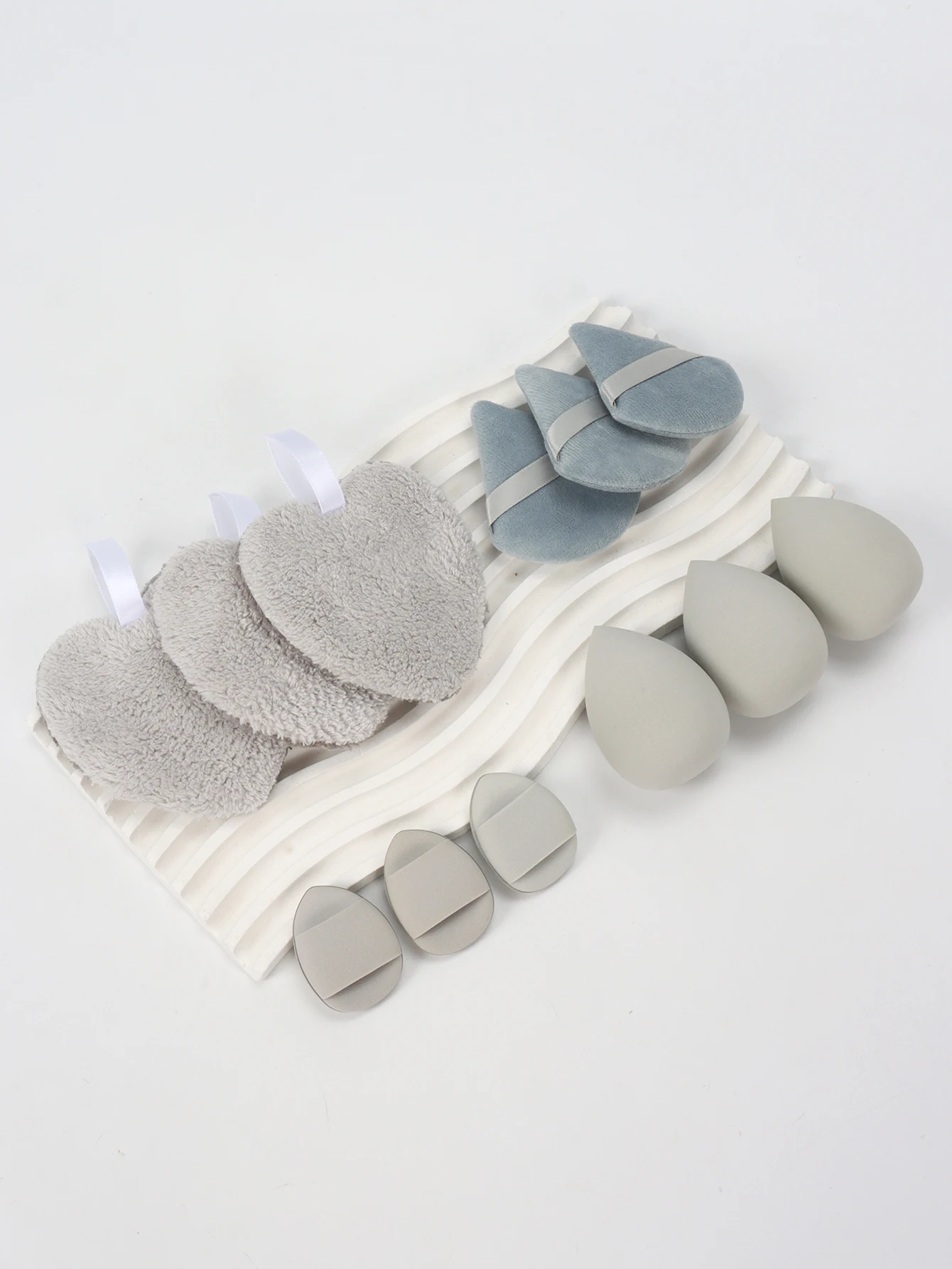 ชุดฟองน้ำทำความสะอาดผิวหน้าและล้างเครื่องสำอาง 12 ชิ้น ใช้ซ้ำได้ ฟองน้ำล้างเครื่องสำอางแบบสองด้าน ชุดเครื่องมือแต่งหน้า