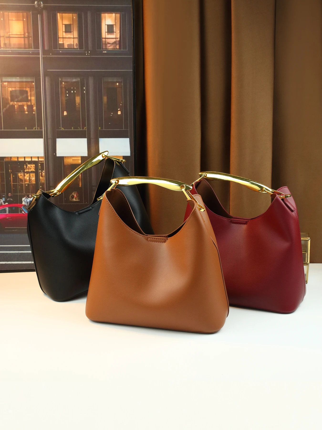 

2025 new metal arm mother bag women's casual versatile shoulder messenger bag