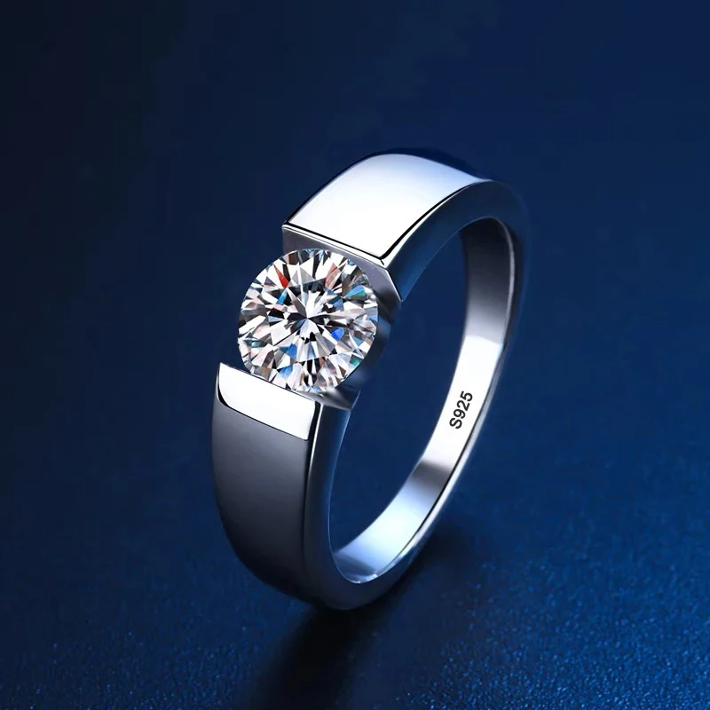 YANHUI Unisex Allergy Free Tibetan Silver Ring with 0.5ct Round Zirconia Solitaire Ring Wedding Band Lover Jewelry Accessories
