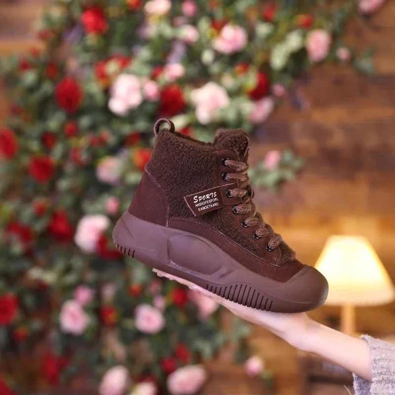 2024 Women Shoe Soft Sole Anti Slip Versatile Thick Sole Warm Cotton Shoe Sneaker Women Platform Boot