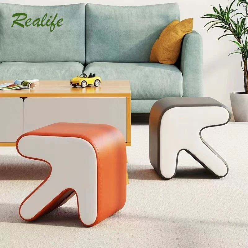 

Realife Nordic Fitting Room Arrow Small Stool For Home Use Shoe Changing Stool Entrance Living Room Sofa Side Creative Low Stool