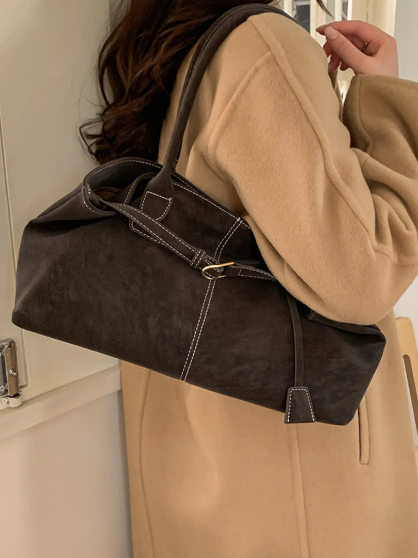 

Женская большая сумка-тоут в стиле ретро, сумка-тоут под мышками, повседневный дизайн, осенне-зимняя новая сумка из мягкой искусственной кожи