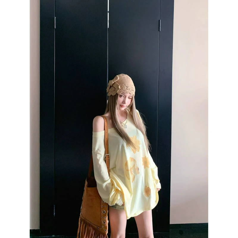 Small Niche Design Flower Long Sleeved Top 2026 Summer New Fashionable Lazy Style Loose Thin Sunscreen Cover T-shirt for Women