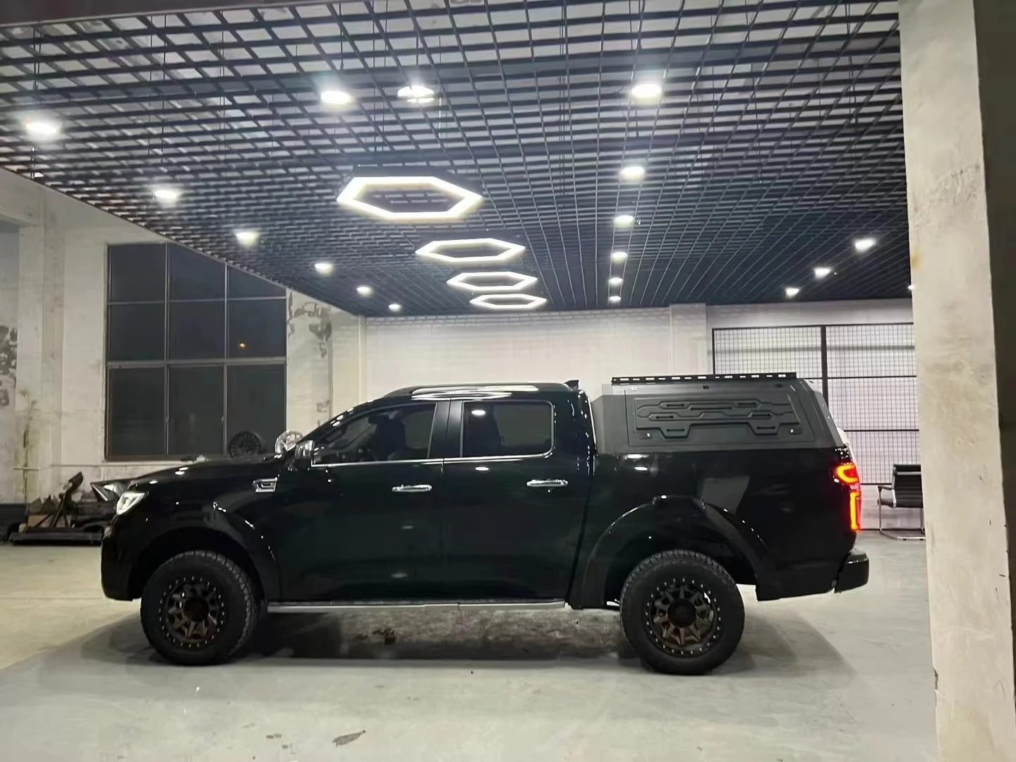New Product 4x4 Pickup Truck Aluminum Alloy/Manganese Steel  with Waterproof Truck Topper Cover Hardtop Canopy for GWM CANNON