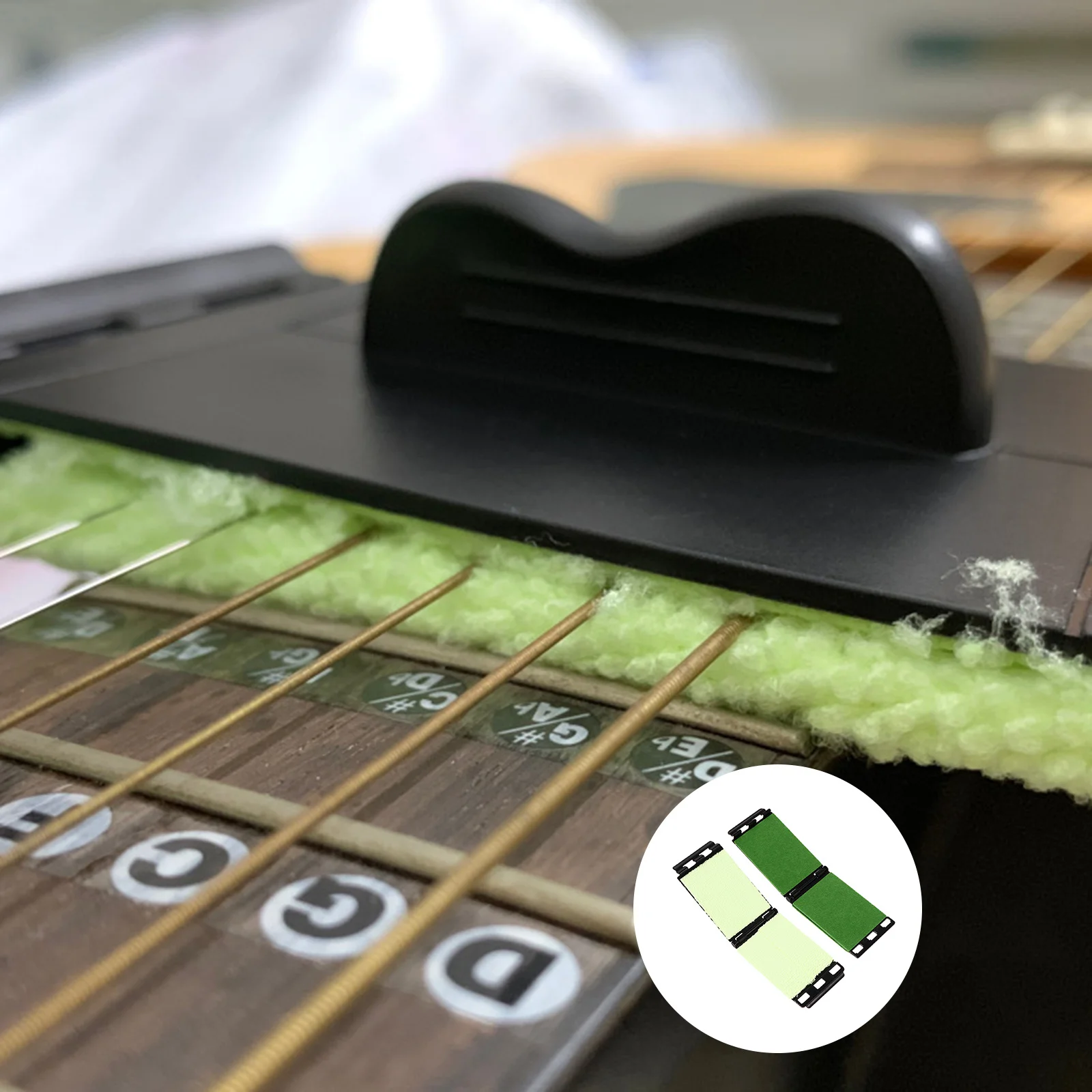 

2Pcs Guitar String Cleaner Fretboard Cleaner Brass Tool for Acoustic Bass Electric Guitar Maintenance Supplies