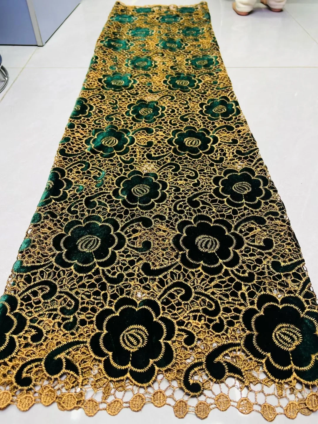 

African Velvet Lace Fabric 2026 High Quality Nigeria Velvet Lace French Tulle Lace Fabric For Party Wedding Dress Sewing Cloth