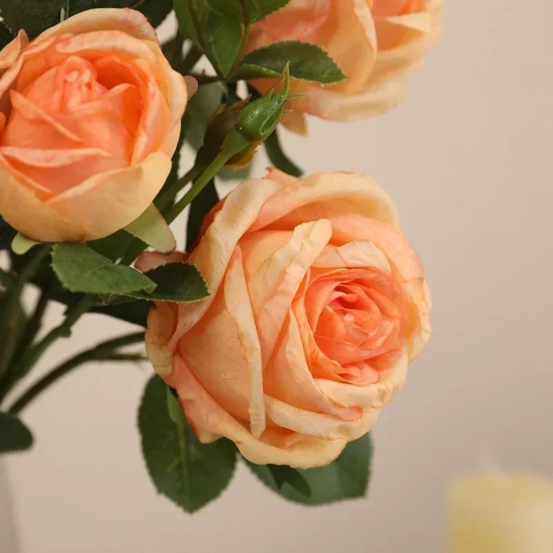 

Artificial Spring Roses Silk Fake Flower High Quality Simulation 3 Heads Rose Branch Shopping Mall Decor Roasted Edge Flowers