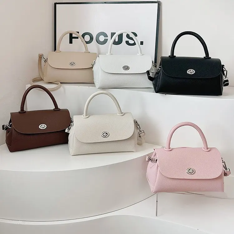 

Удобная сумка для подгузников с простой конструкцией, легко используемая новыми родителями в повседневной жизни