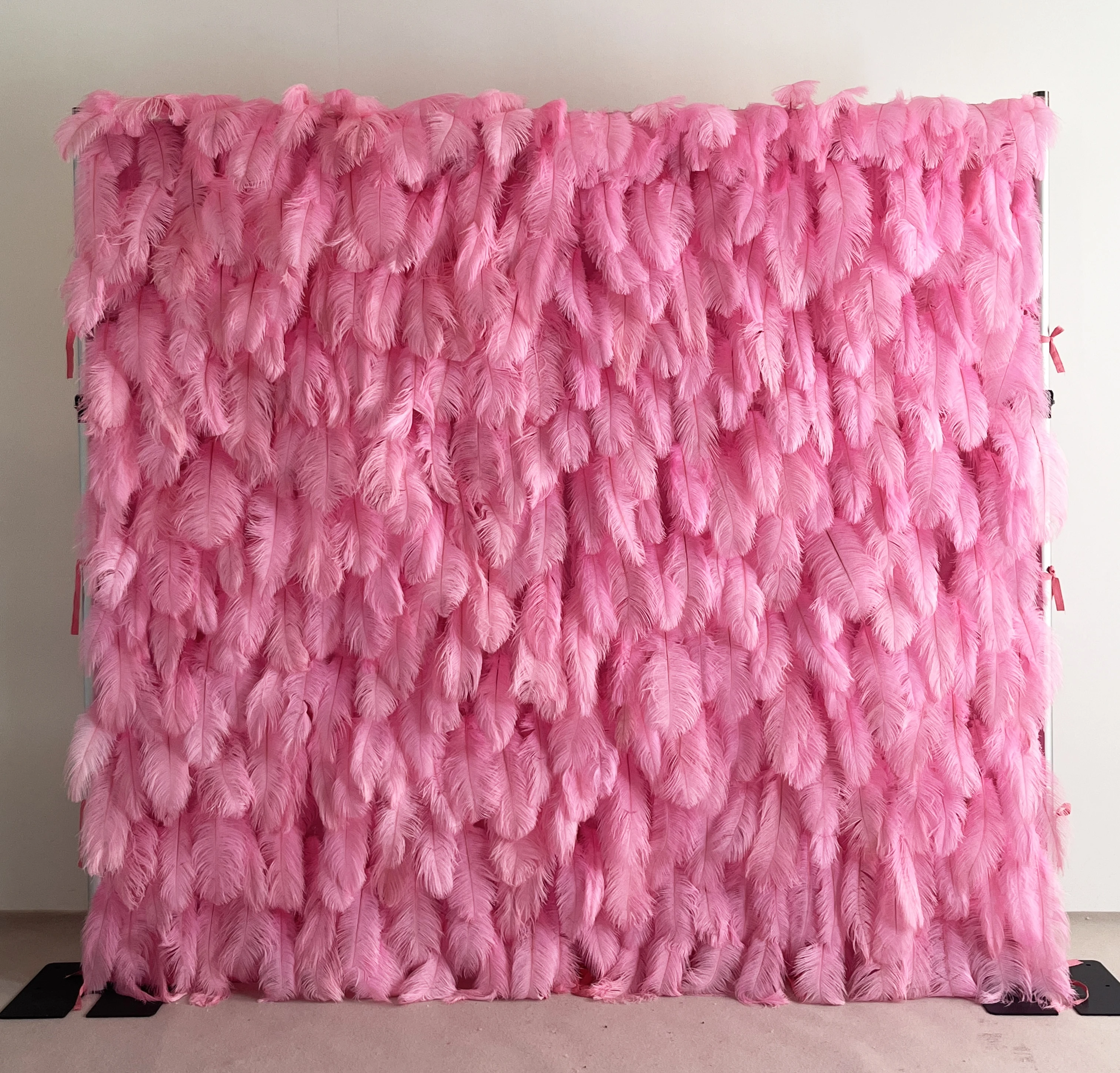

Uflower 3D Deluxe Pink Feather Fabric Feather flower Wall Outdoor Wedding Background Decoration Birthday Party Event Props