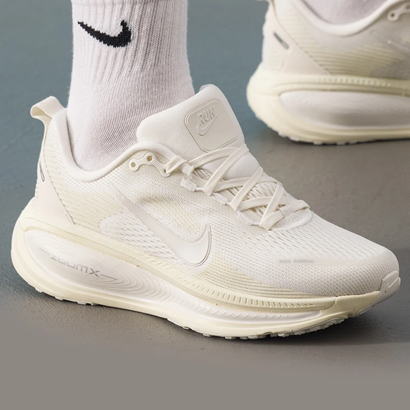 

Nike Vomero 18 Women's Sports Shoes, Comfortable, Cushioning, Lightweight Running Shoes, Fitness Morning Running Training Shoes Hm6804-110