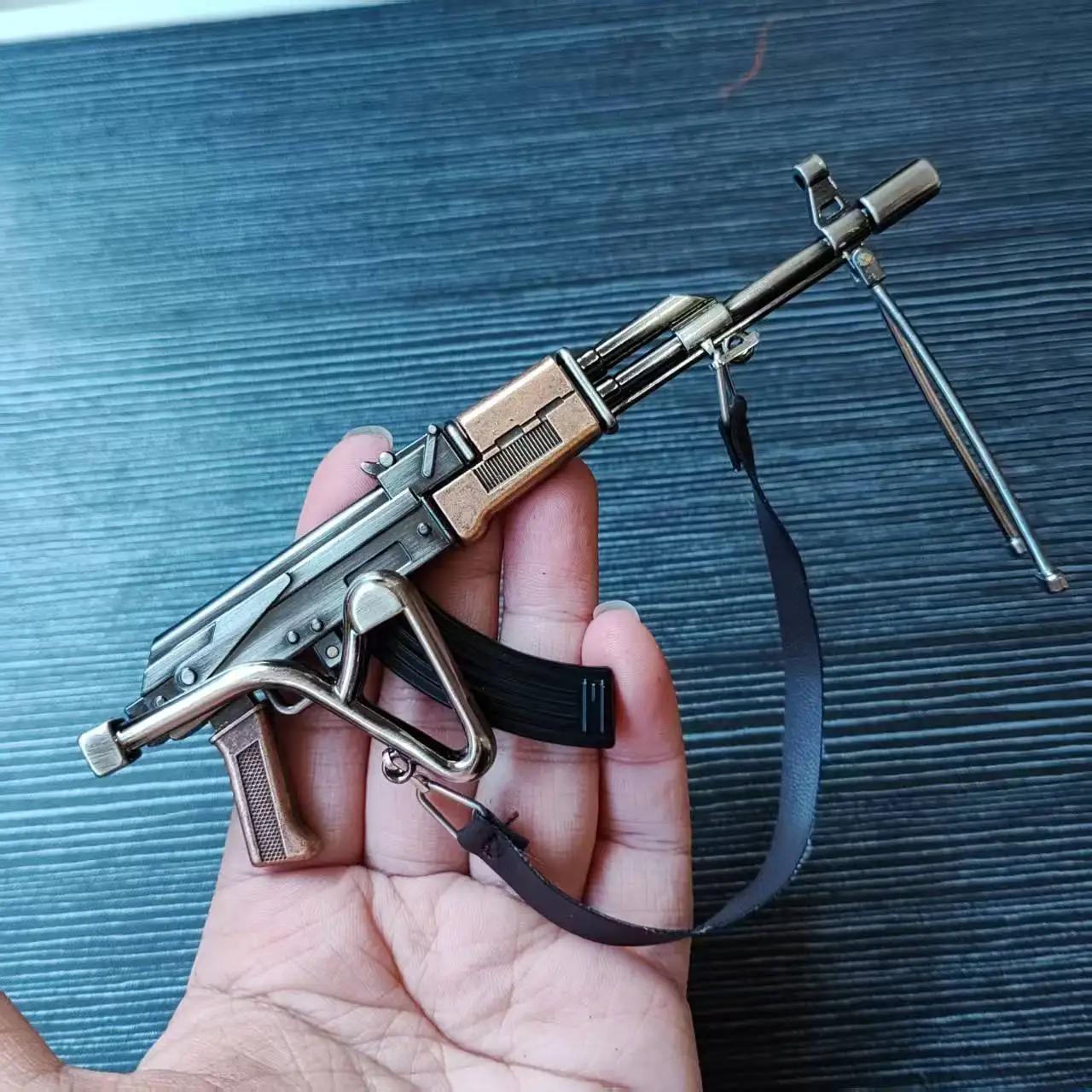 20 ซม.ปืนไรเฟิลรุ่นมินิปืนรุ่น PUBG Jedi ปืนของเล่น Fidget ของเล่นเดสก์ท็อปเครื่องประดับสําหรับเด็กผู้ใหญ่ของขวัญวันเกิด