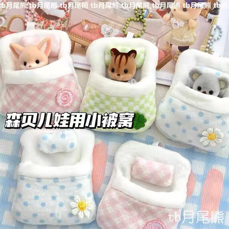 Sylvanian Families Anime Kawaii Family Doll Dress Up Quilt Cartoon Cute Polka Dot Pajamas Flocked Doll Dress Up Miniature Toys