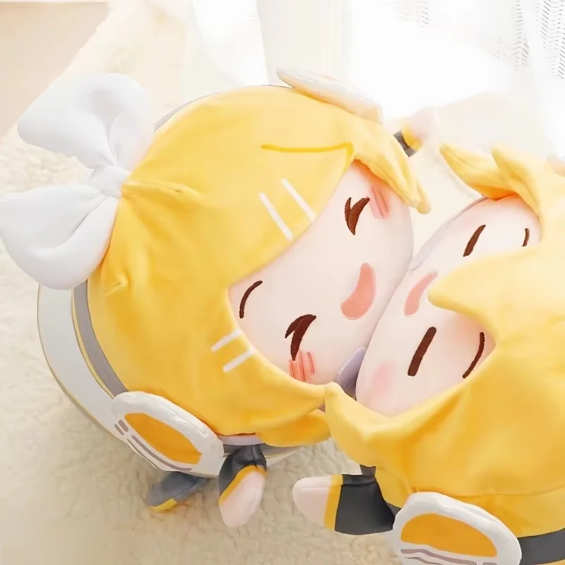 Hot 30cm Vocaloid Hatsune Miku Plush Doll Kagamine Rin Kagamine Len Figure Sakura Miku Tuan Tuan Pillow Doll Toys Gift Xmas Gift