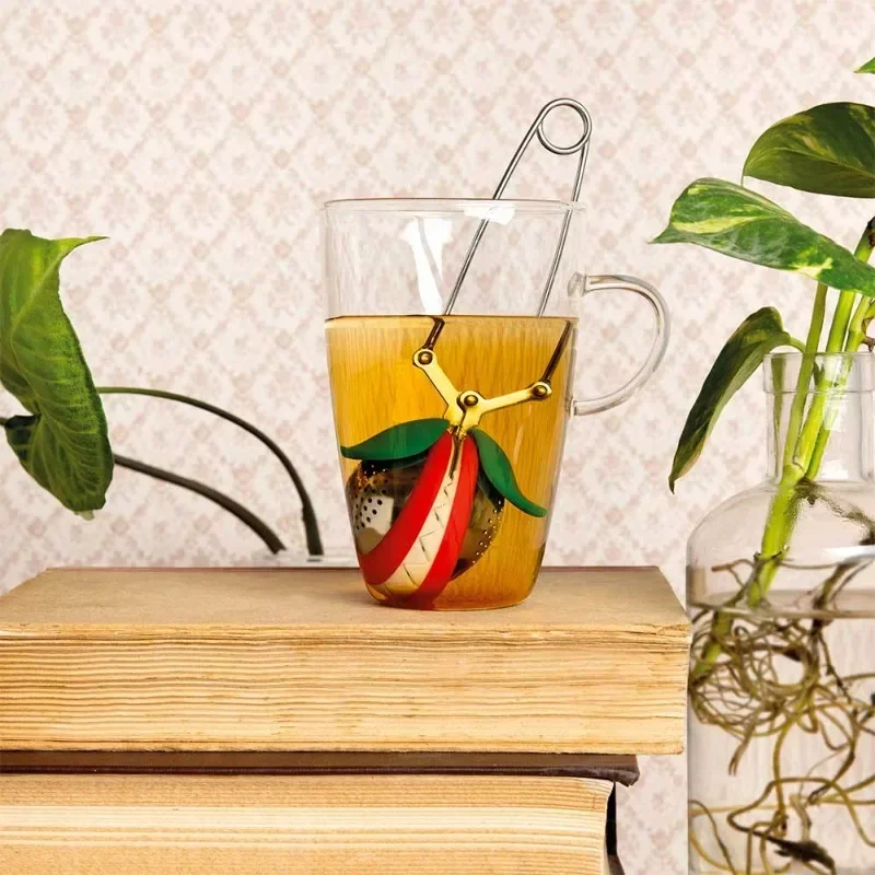 Tea catcher, tea filter, creative stainless steel tea set