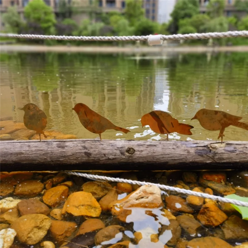 AD23-Roestige Vogels Decoratie, Metalen Vogels Standbeelden Levensechte Patinas Metalen Vogels Tuinornamenten Silhouet Tuinhek Decor