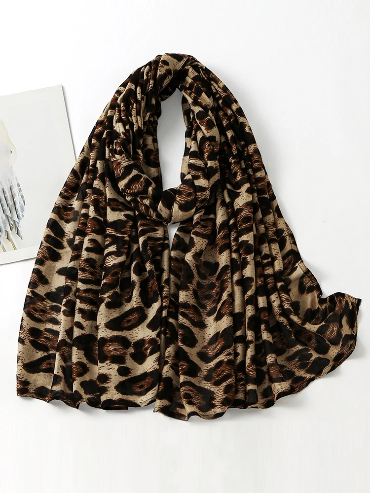 

Элегантный женский шелковый шарф в стиле ретро с леопардовым принтом зебры, шаль, женские банданы, хиджаб, пляжный длинный шарф, парео, платок, модный новый