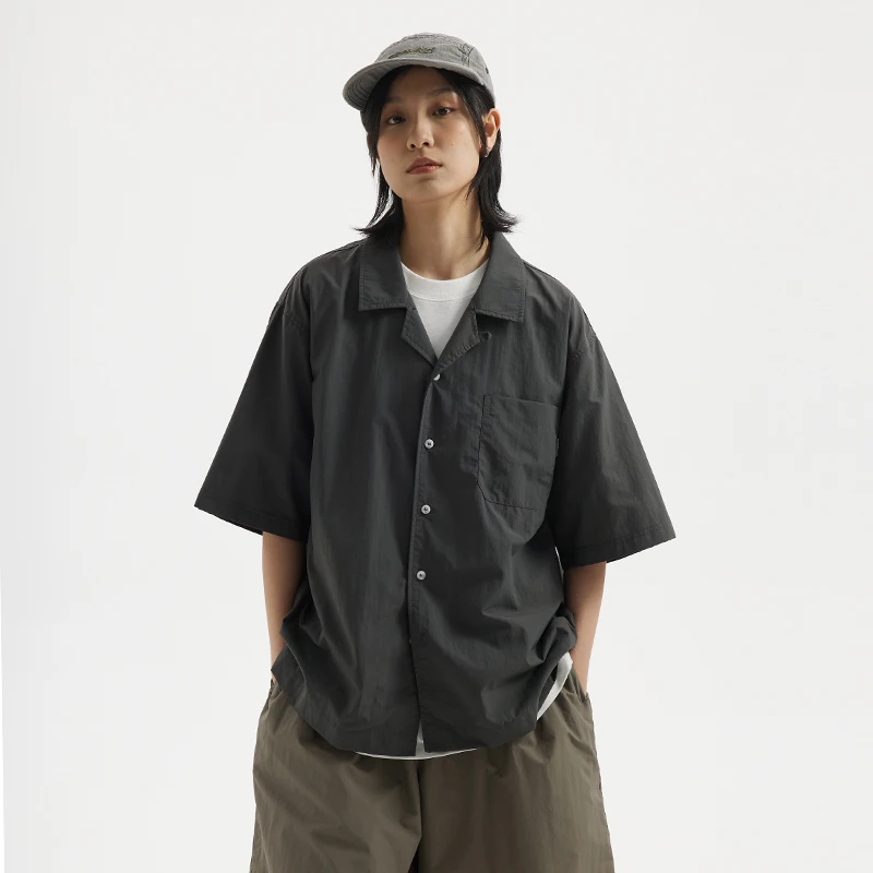 Cuello cubano suelto ort Sve Blanco irt Jaet Verano f Sve Faion Top para hombres Jóvenes ular Sle Treaent sin hierro