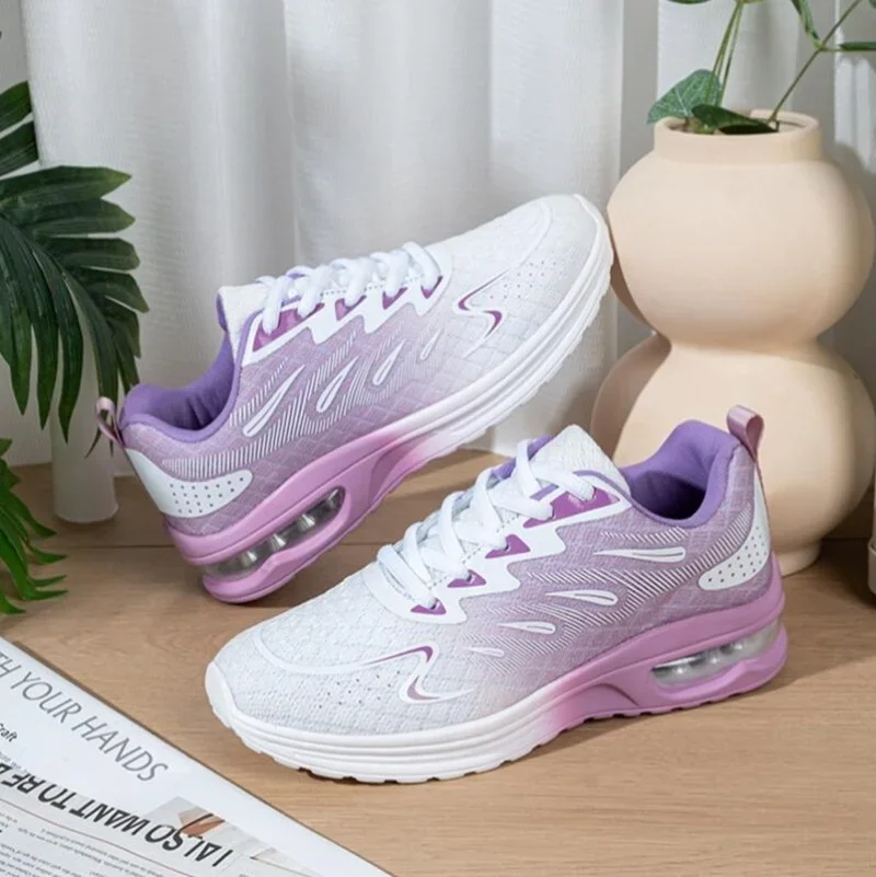 

Кроссовки 2025 года, женская прогулочная обувь, женская модная сетчатая дышащая теннисная спортивная обувь на воздушной подушке