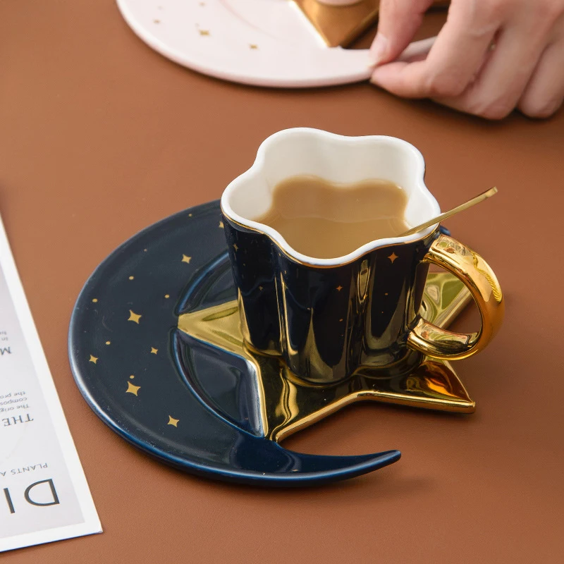 Creative Ceramic Star Moon Coffee Cup And Saucer With Spoon Golden Handle Mug Afternoon Tea Milk Juice Water Drink Cup Porcelain
