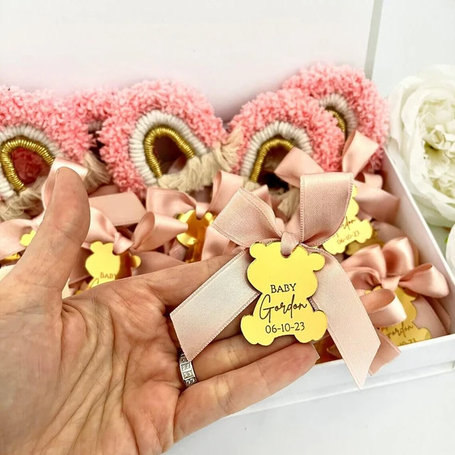 30 szt. Spersonalizowane akrylowe metki z misiem Baby Shower Princess Birthday DIY metki niestandardowe imiona dla dzieci dekoracje, prezenty dla gości