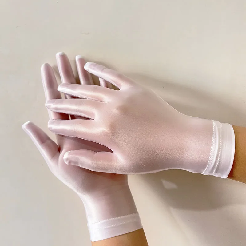 Solid Thin Oil Glossy Connected Finger Gloves Cosplay Sexy Gloves Shiny Role-playing Dress Gloves Jewelry Display Short Gloves