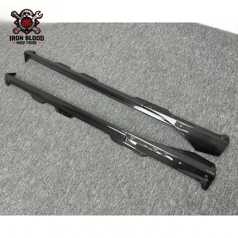 Suitable for PT V2 Style Carbon Fiber Side Skirts Mercedes Benz AMG GT GTS 2014-2016