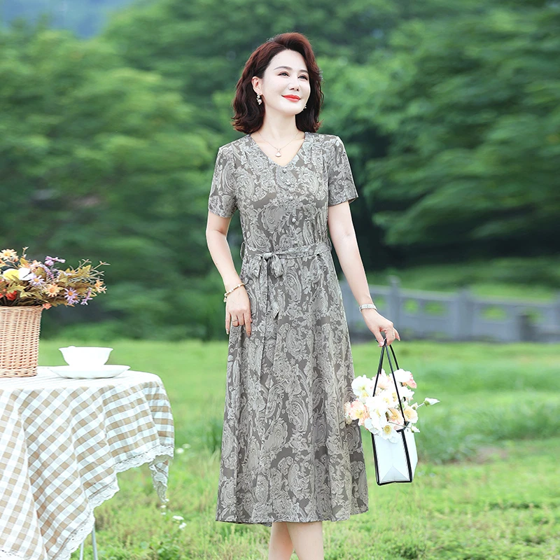 新しいミディアム丈痩身フラワープリントドレス夏の母親の服装 V ネック半袖プリント A ラインスカート