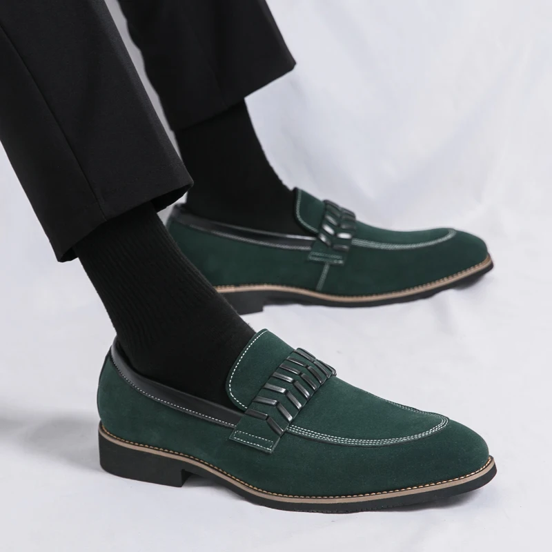 

High end brand men's suede leather shoes soft soles comfortable trendy green men's leather casual shoes flat bottomed loafers