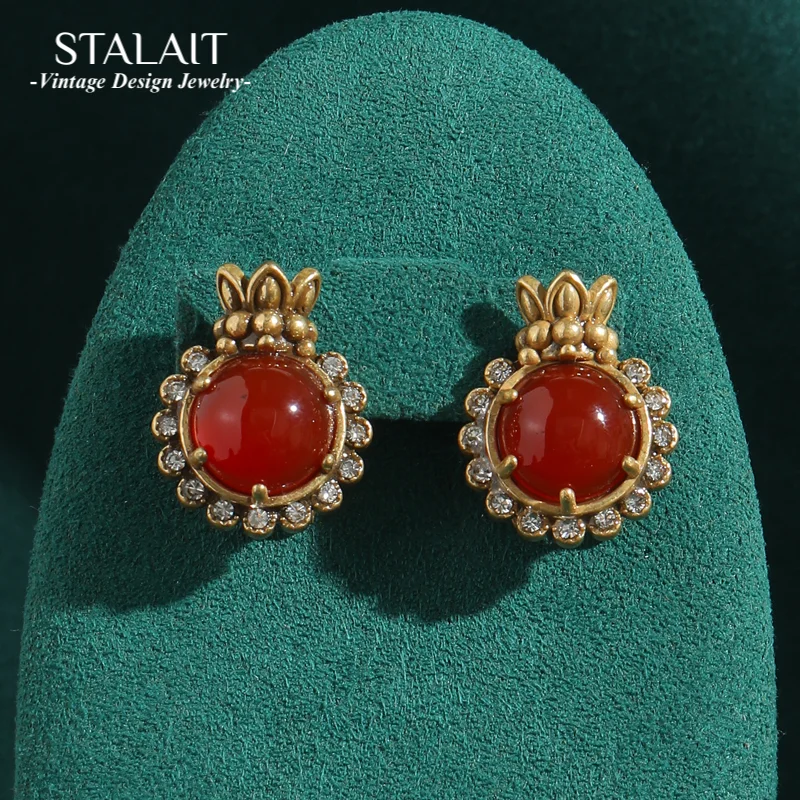 

Vintage Red Agate Earrings Round Antiique Gold Color Money Bag Rhinestones Woman Quality Accessory Luxury Designer Jewelry Gifts