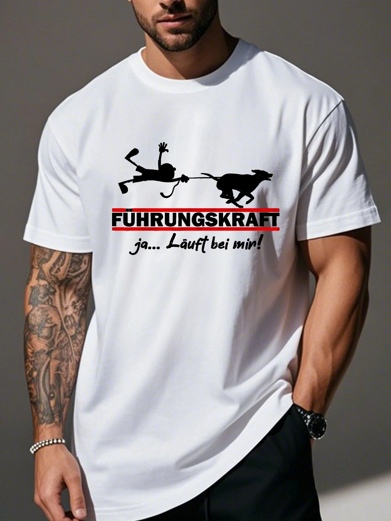 Men's Führungskraft T-shirt Funny German Leadership Meme Print Tee Sarcastic Dog Walking Humor Casual Cotton Tops